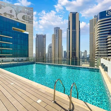 Fam Living - Mada Residences Downtown Dubai Bagian luar foto