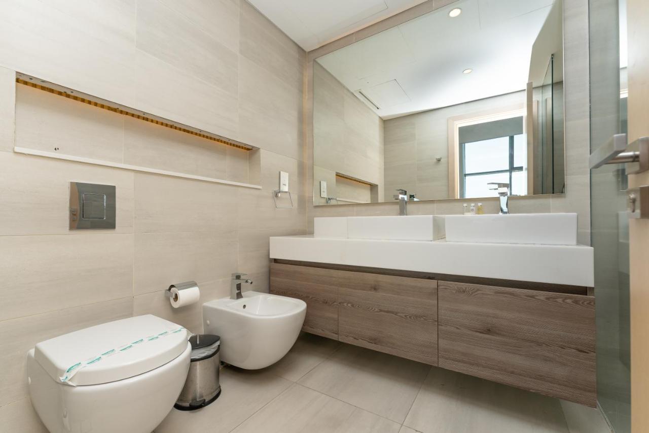 Fam Living - Mada Residences Downtown Dubai Bagian luar foto