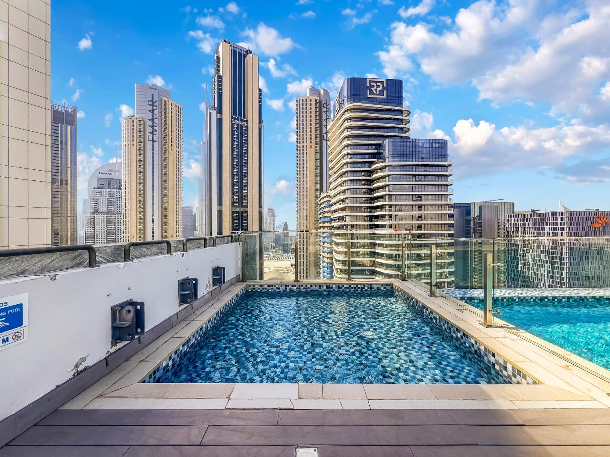 Fam Living - Mada Residences Downtown Dubai Bagian luar foto