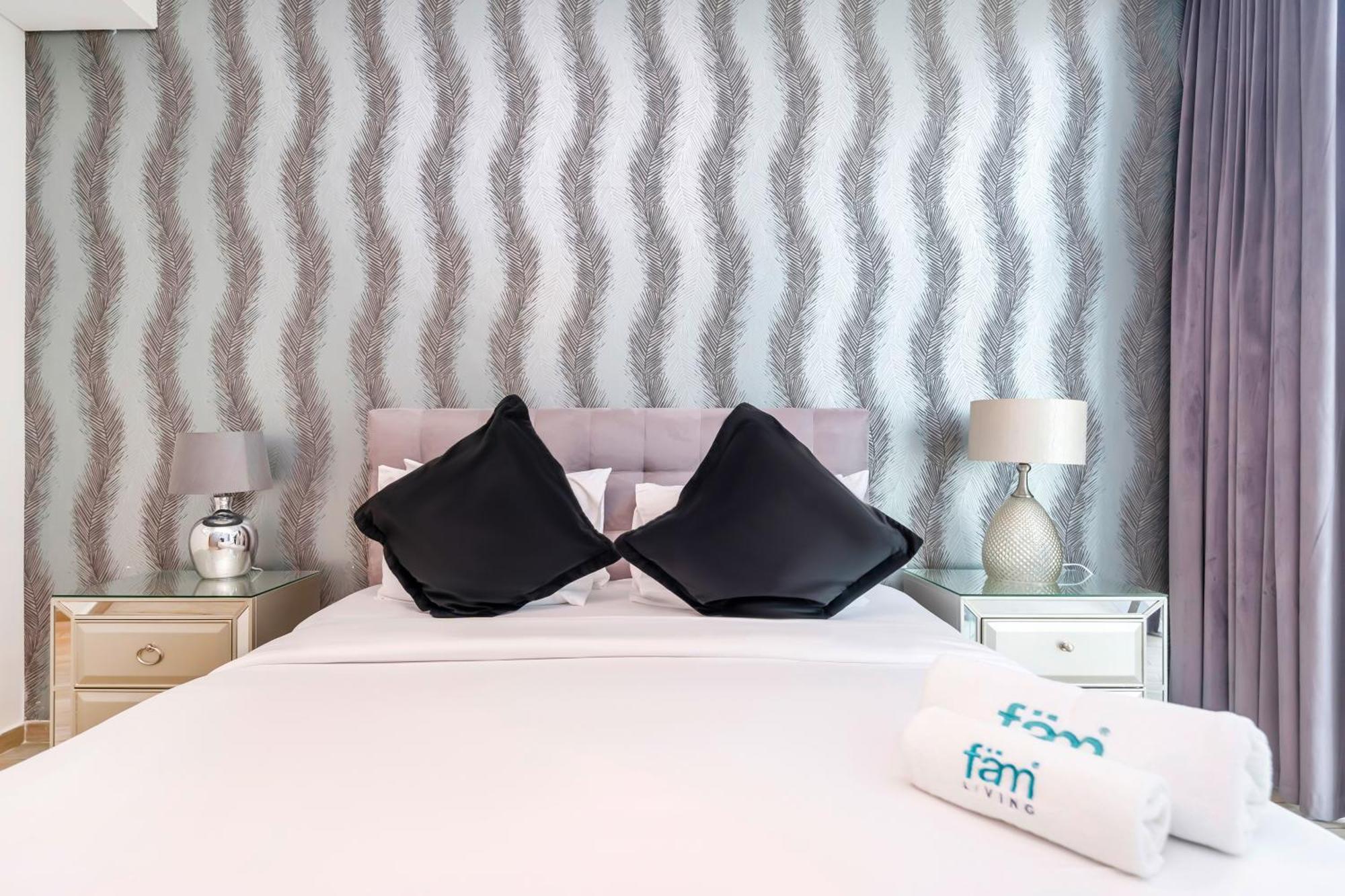 Fam Living - Mada Residences Downtown Dubai Bagian luar foto