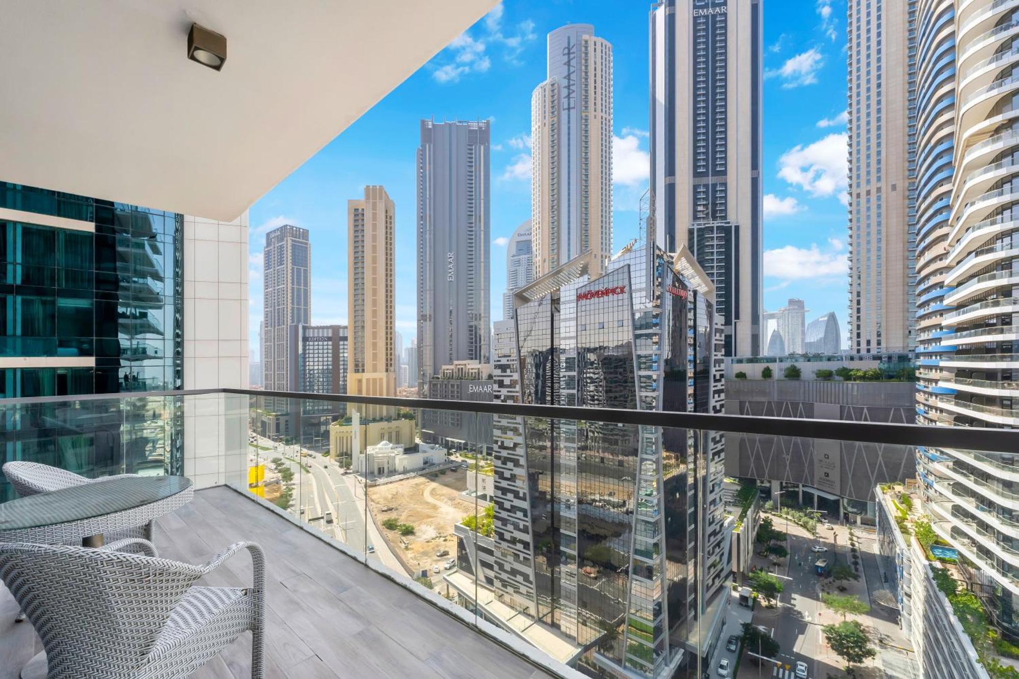 Fam Living - Mada Residences Downtown Dubai Bagian luar foto